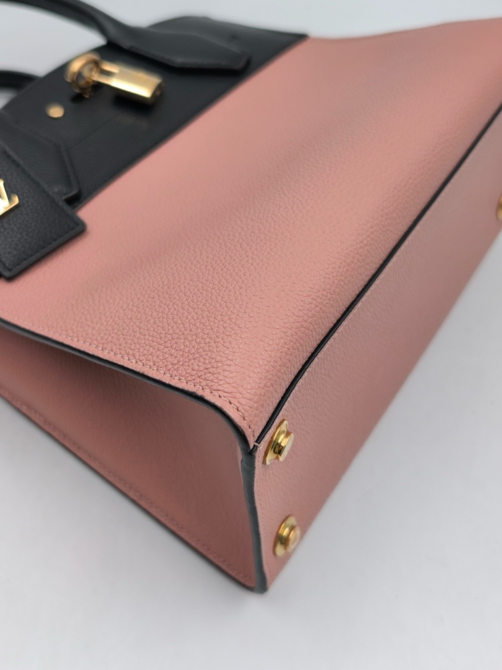 Louis Vuitton City Steamer MM Black and Dusty Pink Two-Tone Leather Satchel - Picture 8 of 14